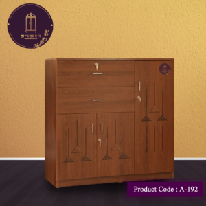 Wardrobe- Tarolika